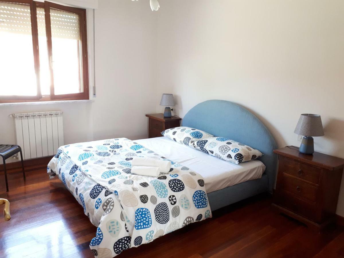 Casa Mario Dei Pini * Viareggio